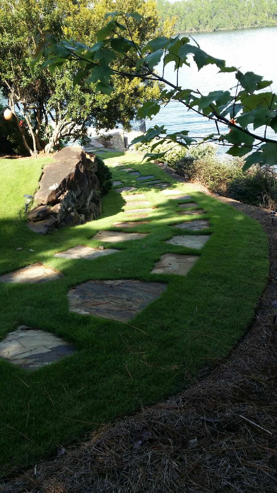 Lakeside Flagstone Stepping Path